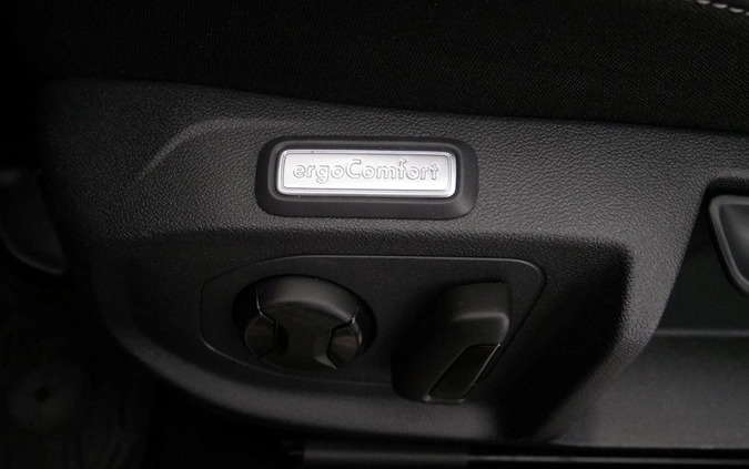 Volkswagen Arteon cena 134899 przebieg: 98158, rok produkcji 2020 z Bardo małe 562